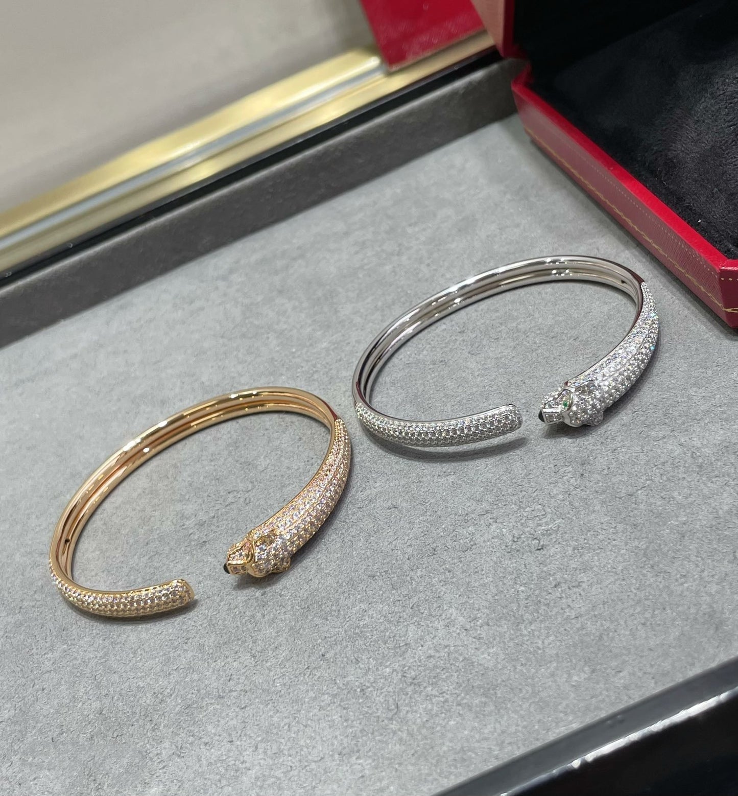 [Windsor Jewelry]PANTHERE FULL DIAMOND OPEN BRACELET