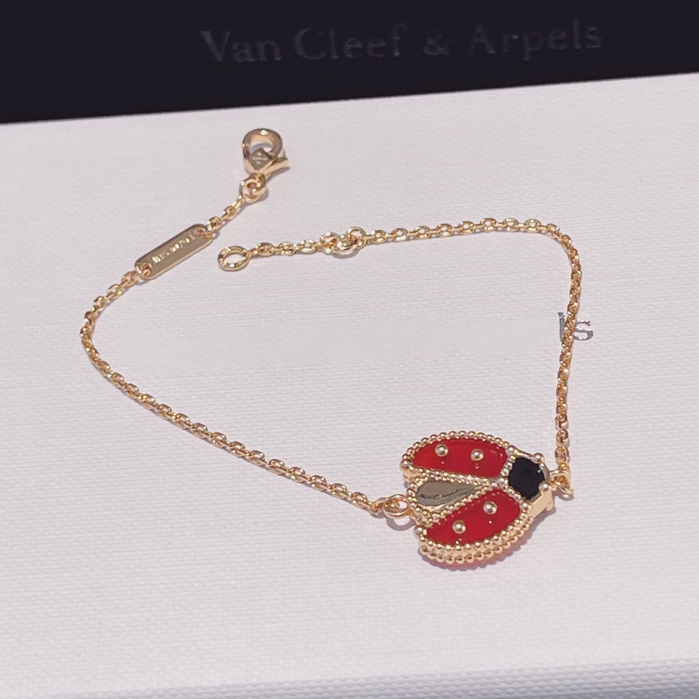 [Windsor Jewelry]LUCKY SPRING 1 MOTIF PINK GOLD BRACELET