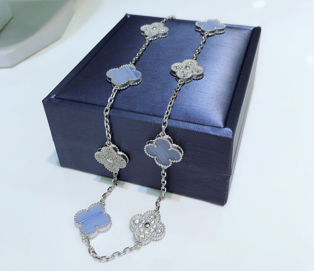 [Windsor Jewelry]CLOVER 10 MOTIFS CHALCEDONY DIAMONDS SILVER NECKLACE