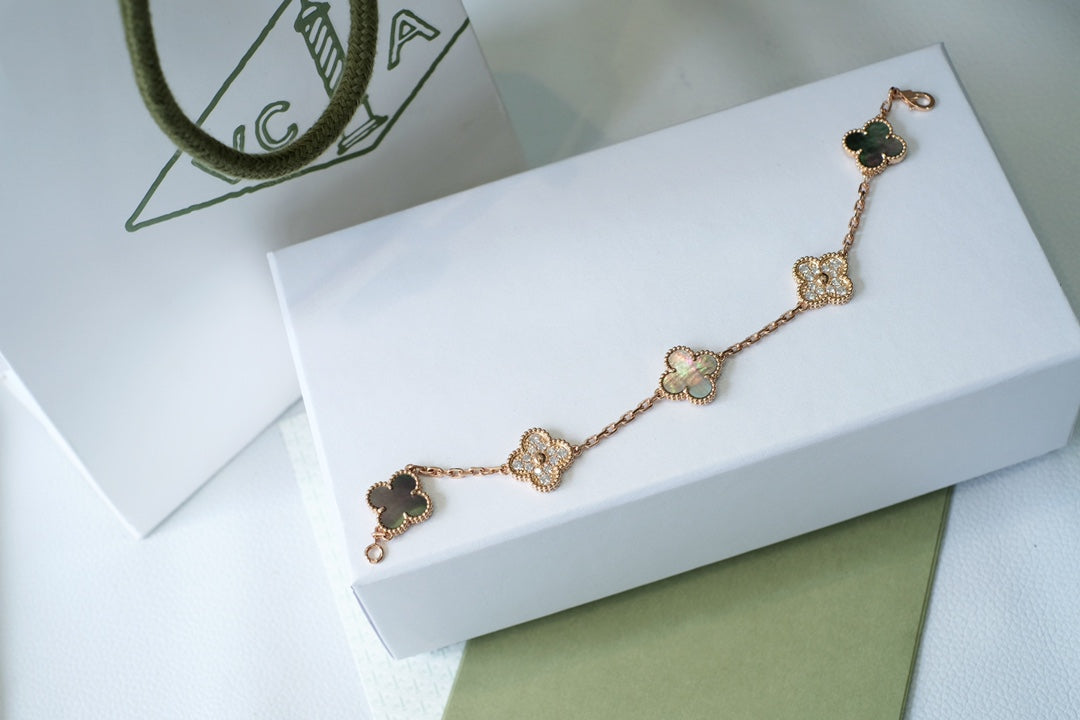 [Windsor Jewelry]CLOVER 5 MOTIFS DARK MOP AND DIAMONDS PINK GOLD BRACELET