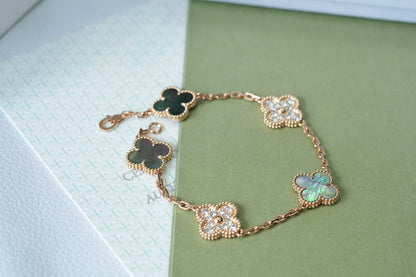 [Windsor Jewelry]CLOVER 5 MOTIFS DARK MOP AND DIAMONDS PINK GOLD BRACELET