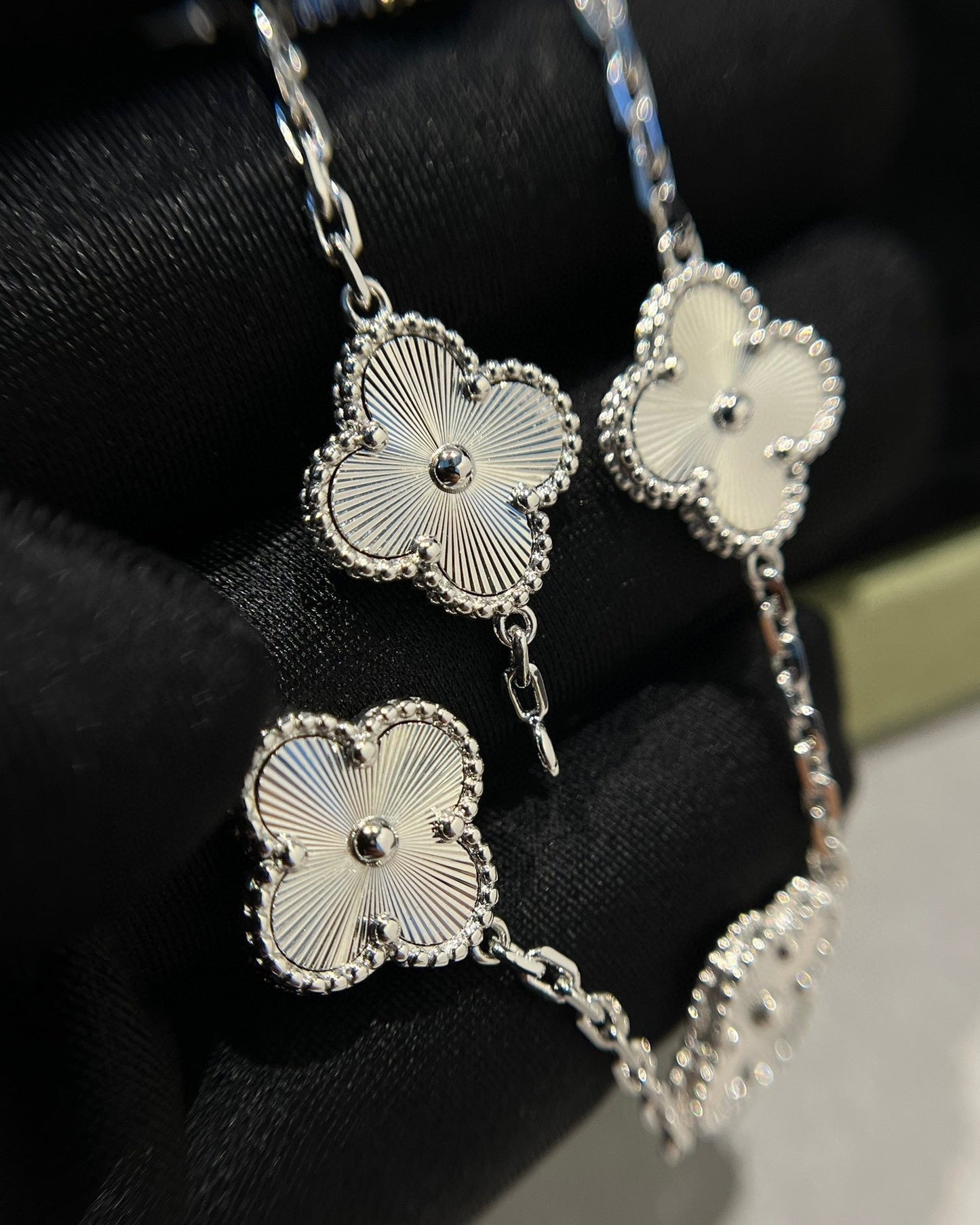 [Windsor Jewelry]CLOVER SILVER 5 MOTIFS BRACELET